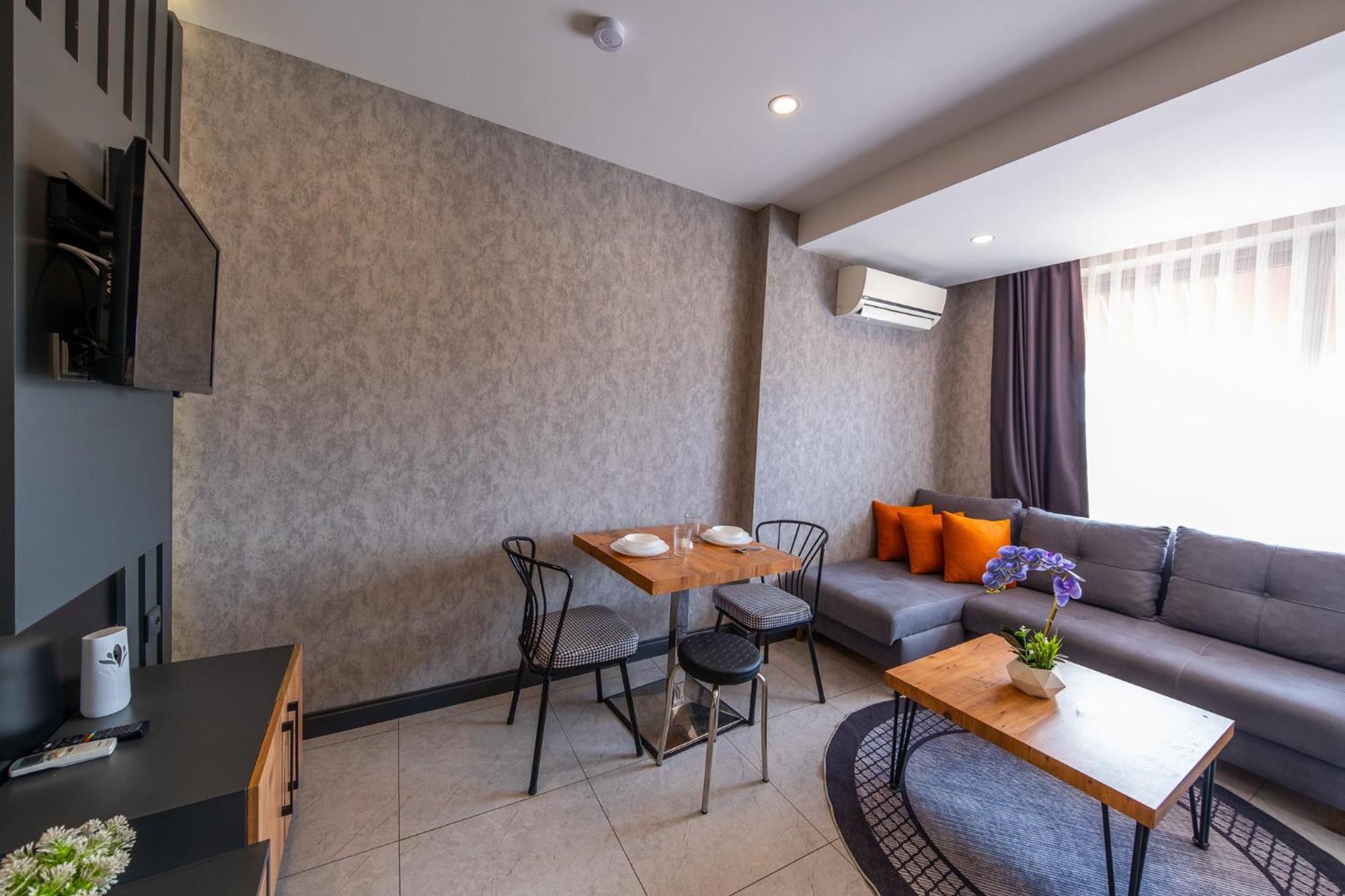 Mrt Suites Lara Antalya Exterior photo