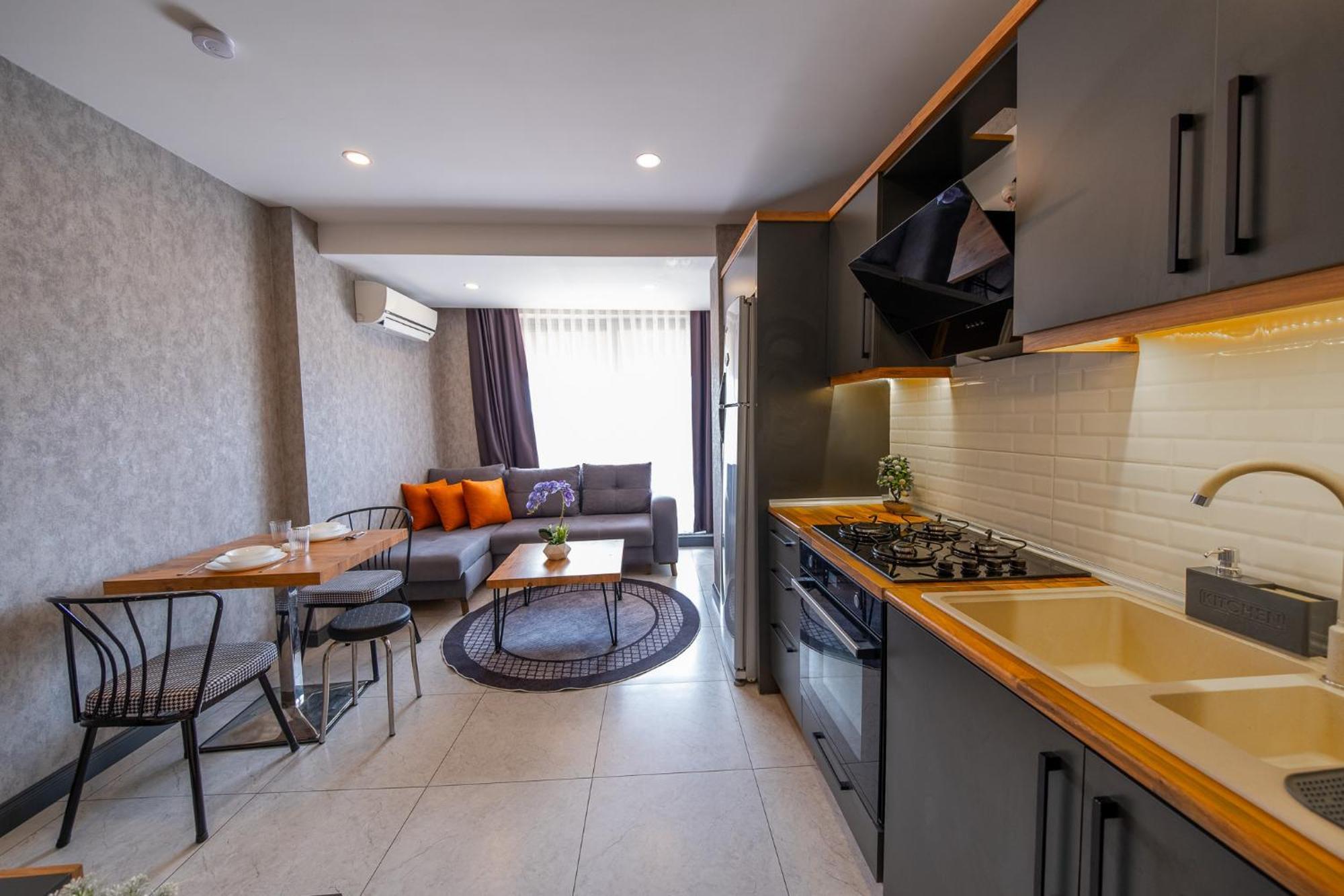 Mrt Suites Lara Antalya Exterior photo