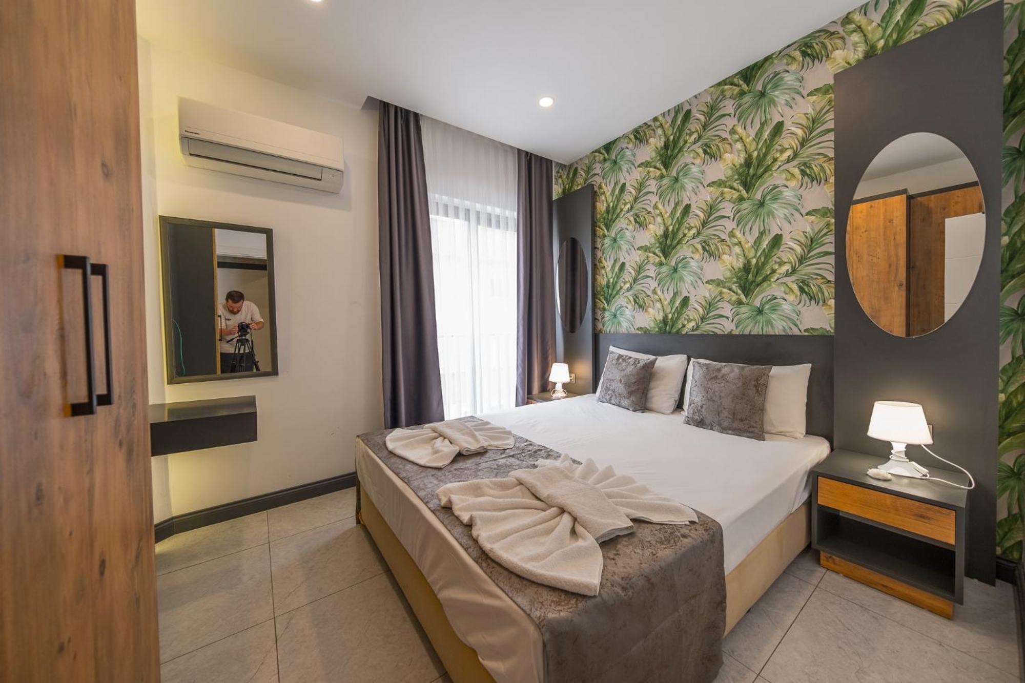 Mrt Suites Lara Antalya Exterior photo